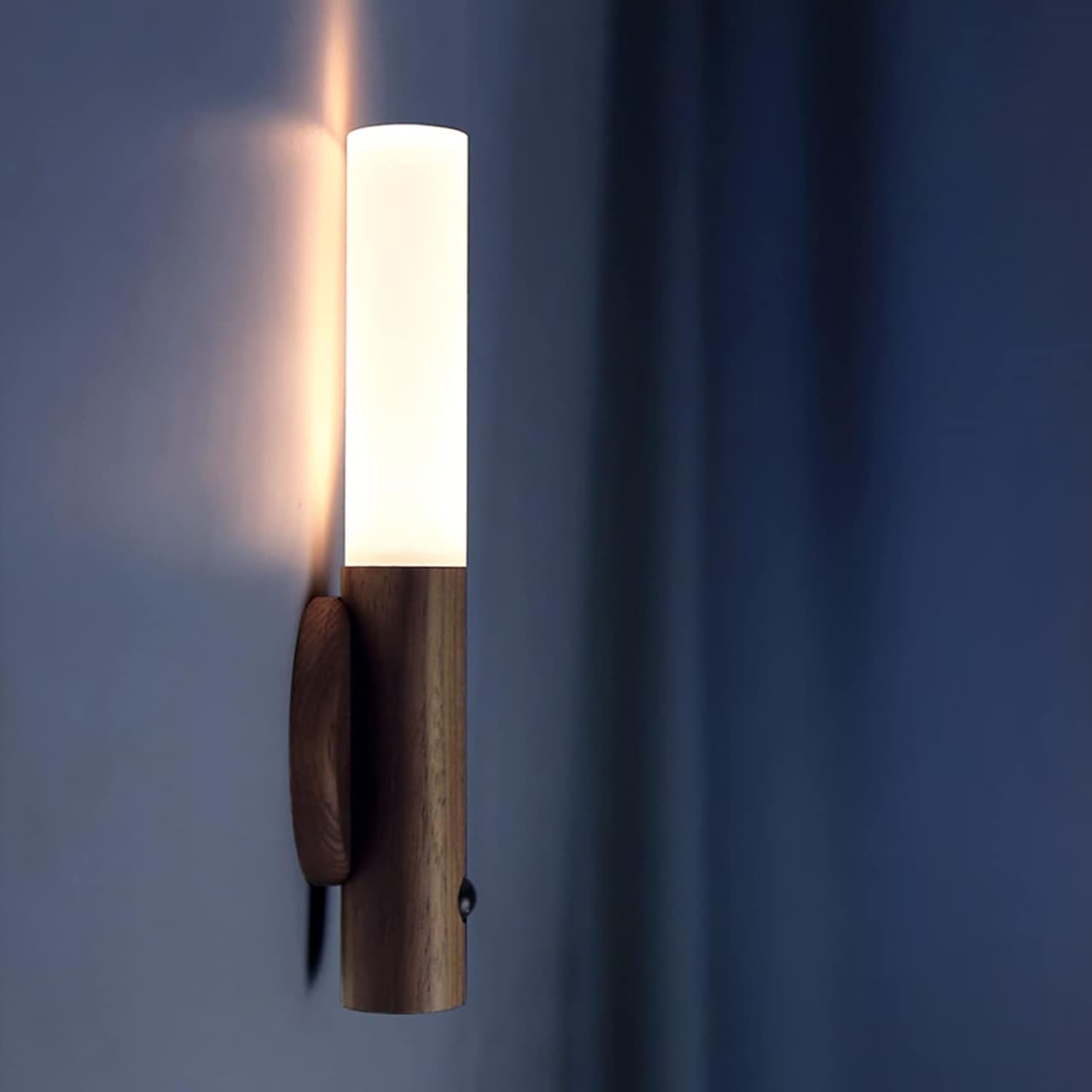 Nowoczesna Lampa LED z Czujnikiem Ruchu | Energooszczędna, Magnetyczna Lampa Sufitowa do Domu