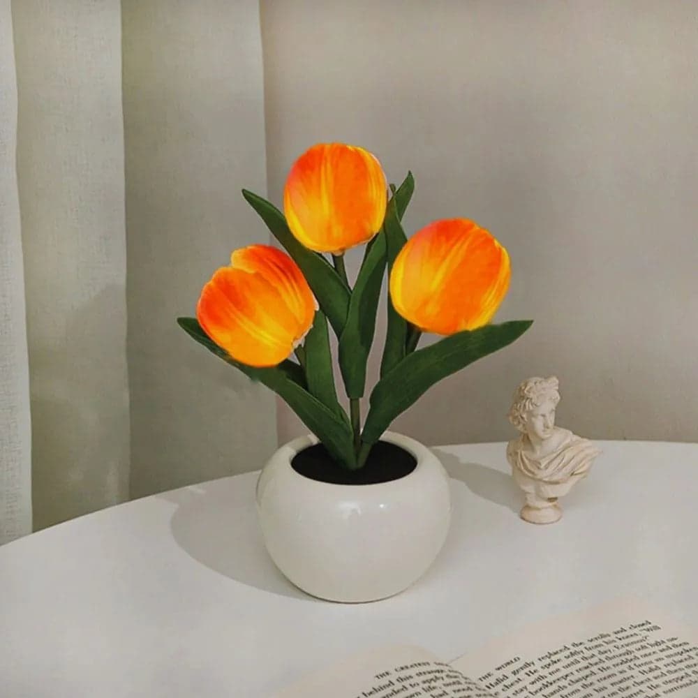 Lampka Nocna Tulipan | Realistyczny Design, Ciepłe Oświetlenie, Zasilana na Baterie lub USB
